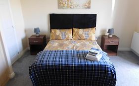 Double Room With Ensuite, Tea & Coffee, Falkirk, Scotland